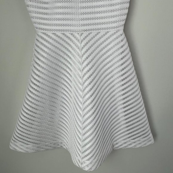 Lilly Pulitzer NWT Crochet Stripe Knit Megyn Dress Size XS - Picture 9 of 14